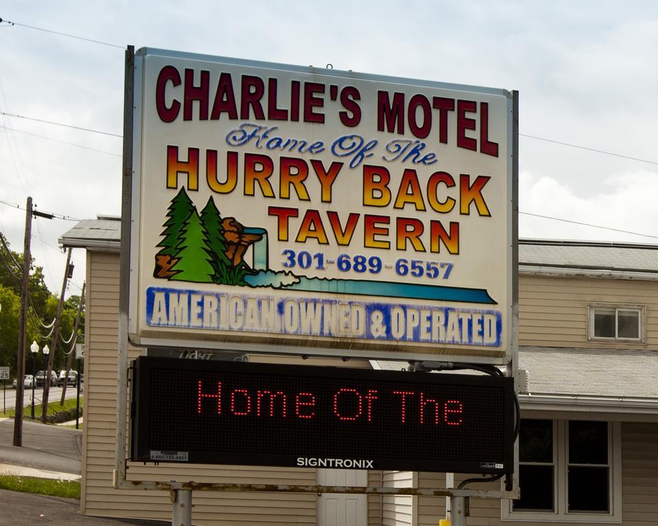 Charlie'S Motel Frostburg Exterior photo